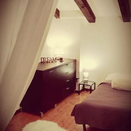 Elison-on The Bed & Breakfast