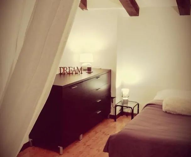 Elison-on The Bed & Breakfast